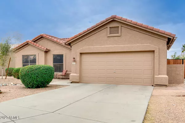 1492 E WESTCHESTER Drive, Chandler, AZ 85249