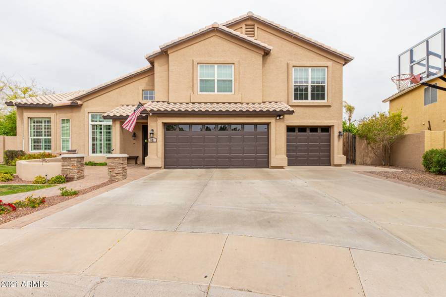 881 N FOREST Court, Chandler, AZ 85226