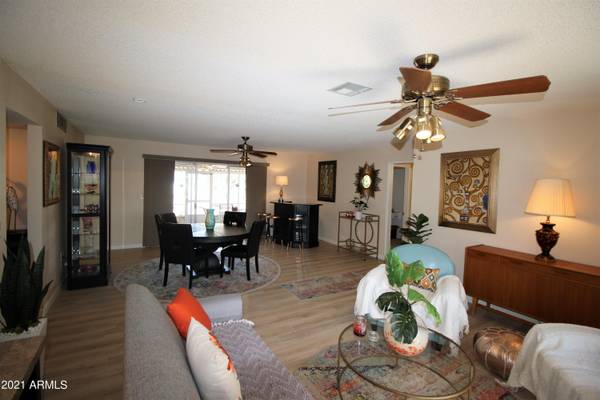 Sun City, AZ 85351,10547 W PRAIRIE HILLS Circle