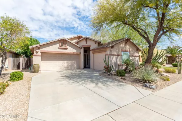 3072 E Bellerive Drive, Chandler, AZ 85249