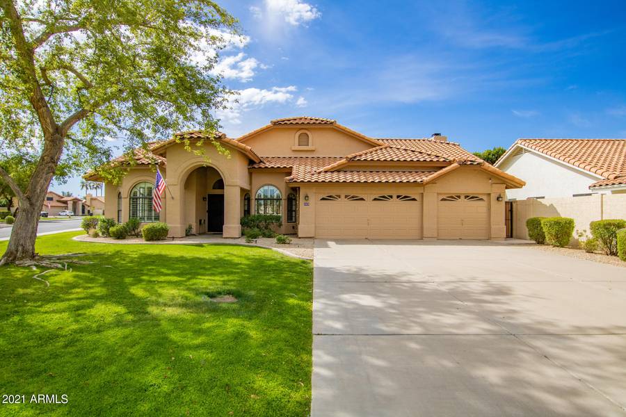 1575 W DESERT BROOM Drive, Chandler, AZ 85248