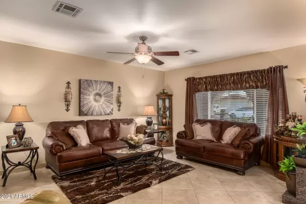 Glendale, AZ 85302,4954 W ONYX Avenue