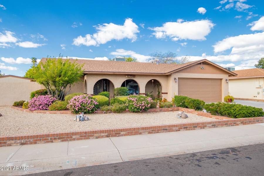 4954 W ONYX Avenue, Glendale, AZ 85302