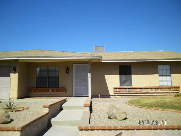 5132 E SALINAS Street, Phoenix, AZ 85044