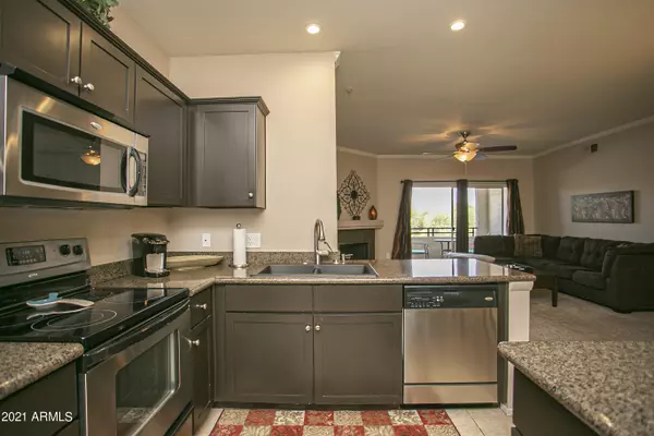 Phoenix, AZ 85008,5345 E VAN BUREN Street #305