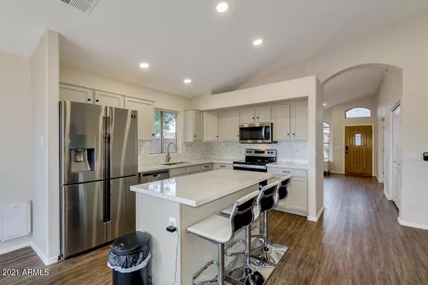 1097 E ORCHID Lane, Gilbert, AZ 85296