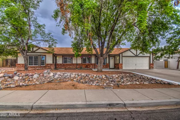 7037 E GARY Street, Mesa, AZ 85207