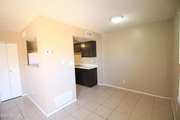 Phoenix, AZ 85040,4433 E WOOD Street