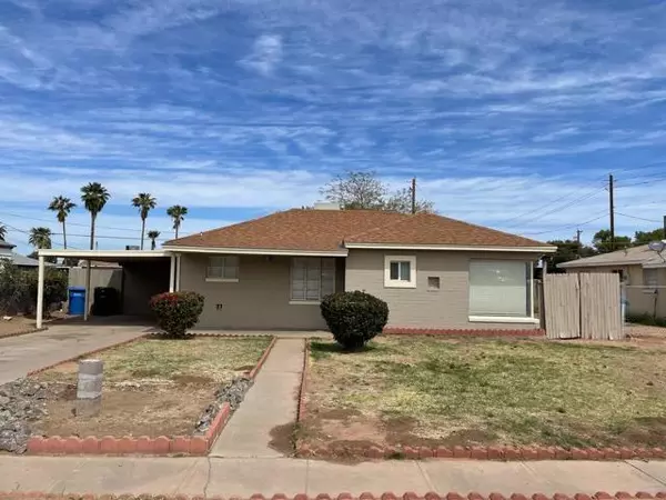 2148 E PARKWAY Drive, Phoenix, AZ 85040