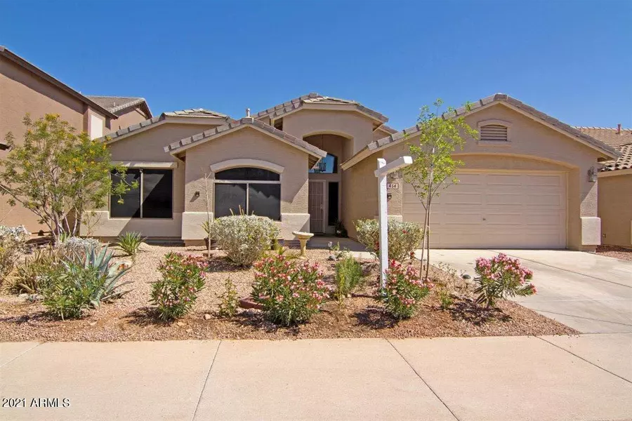 454 E CLAIRIDGE Drive, San Tan Valley, AZ 85143