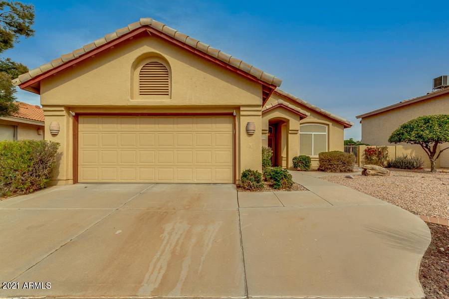 25849 S CLOVERLAND Drive, Sun Lakes, AZ 85248