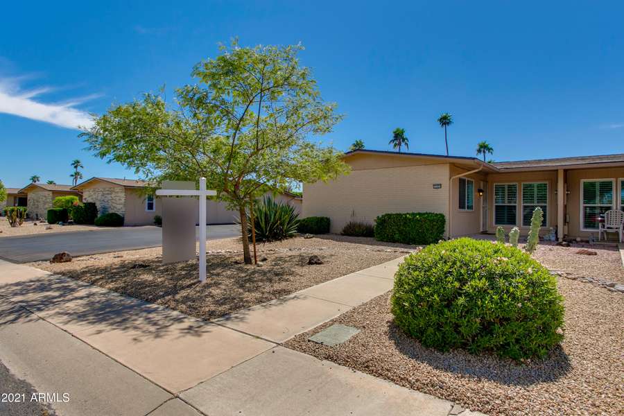 13323 W Desert Glen Drive, Sun City West, AZ 85375