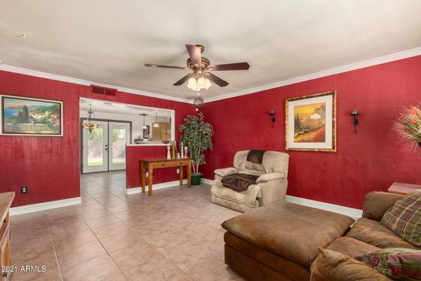 Phoenix, AZ 85028,3236 E LUPINE Avenue