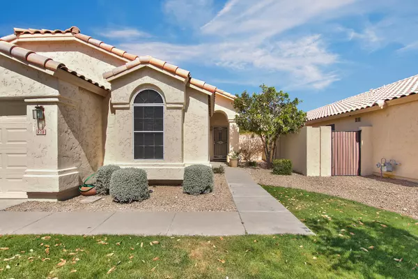 Peoria, AZ 85382,9718 W YUKON Drive