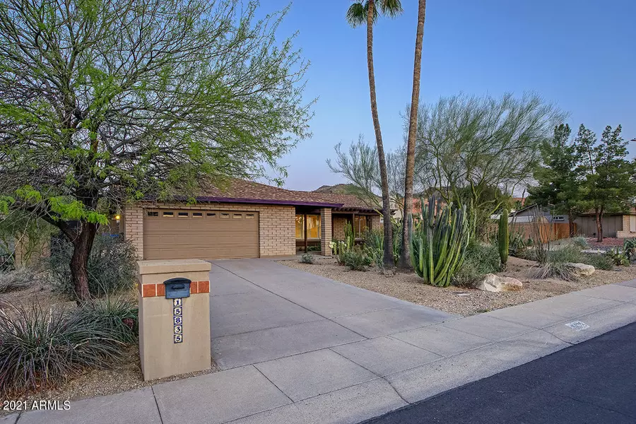 15835 N 9TH Place, Phoenix, AZ 85022