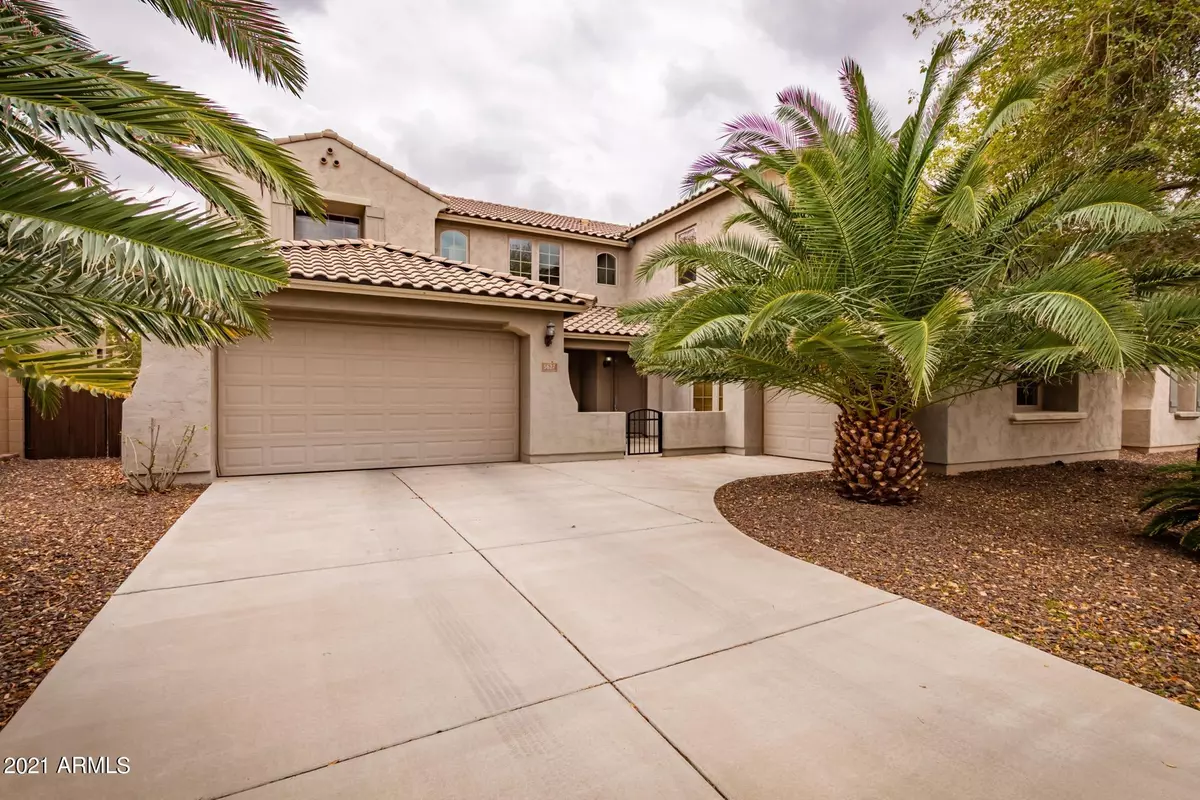 Phoenix, AZ 85083,5627 W CAVEDALE Drive