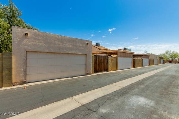 Peoria, AZ 85382,16518 N 68TH Drive