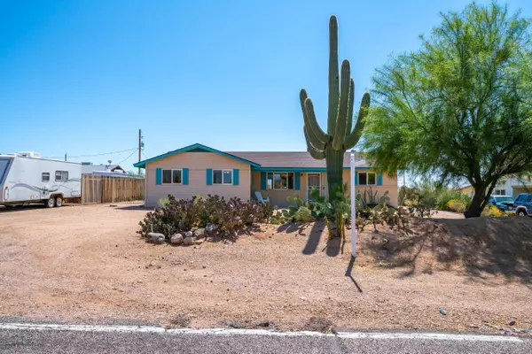 Apache Junction, AZ 85119,5455 E MINING CAMP Street