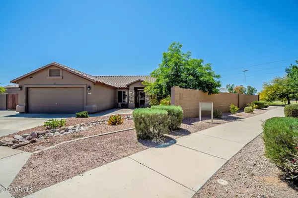 Mesa, AZ 85208,664 S CHATSWORTH --