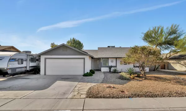 6121 W EVANS Drive, Glendale, AZ 85306