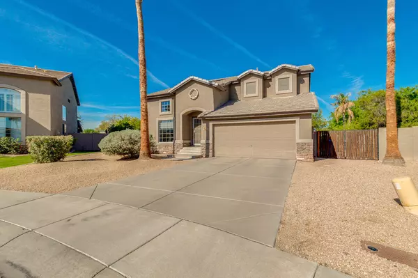 Gilbert, AZ 85296,1817 E SAGEBRUSH Street