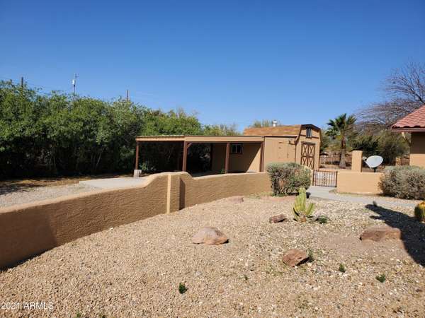 Wickenburg, AZ 85390,980 S YAQUI Drive