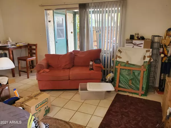 Glendale, AZ 85302,6029 W GOLDEN Lane