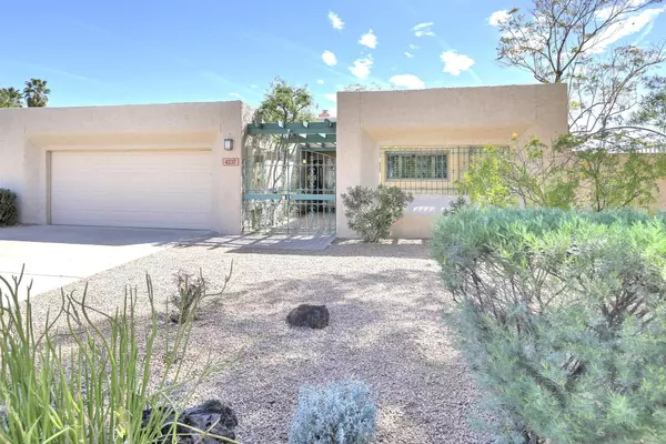 4237 N 43RD Street, Phoenix, AZ 85018