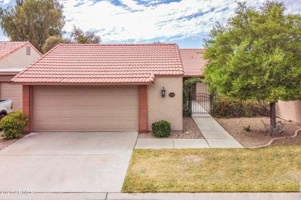 115 LEISURE WORLD --, Mesa, AZ 85206