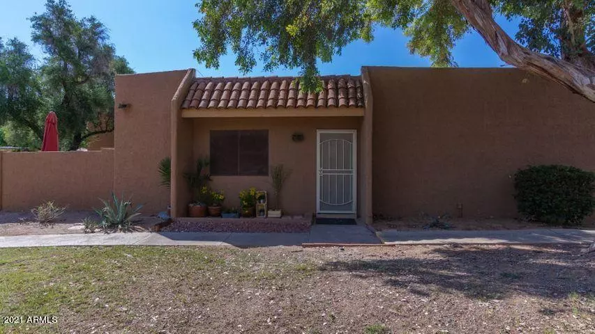 10210 N 7TH Place, Phoenix, AZ 85020