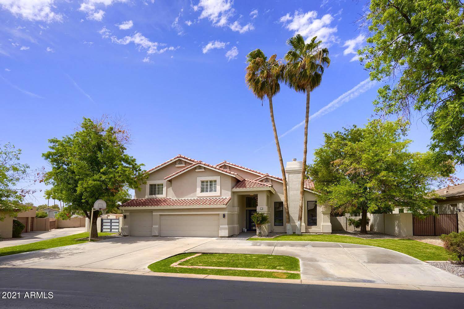 20 E LOS ARBOLES Circle, Tempe, AZ 85284