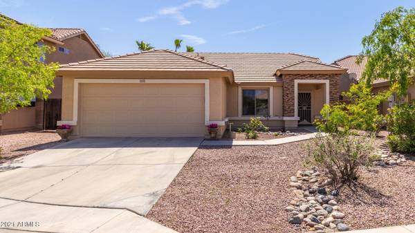 13545 W ROVEY Avenue, Litchfield Park, AZ 85340