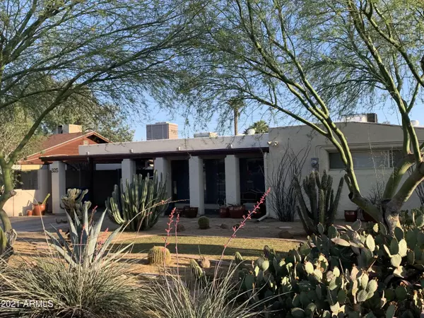 Phoenix, AZ 85013,325 W GLENROSA Avenue