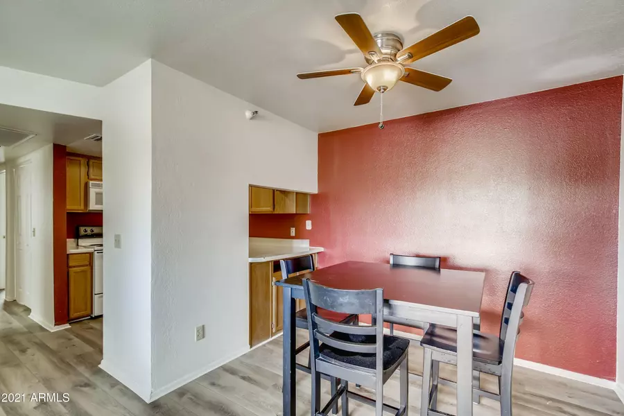 17 E RUTH Avenue #309, Phoenix, AZ 85020