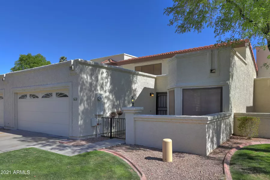 7707 S Taylor Drive, Tempe, AZ 85284