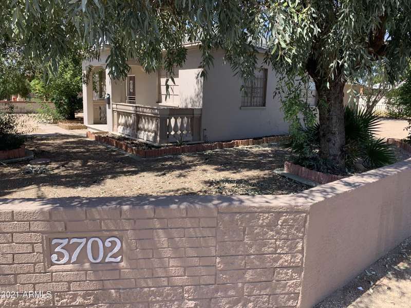 3702 W THOMAS Road, Phoenix, AZ 85019