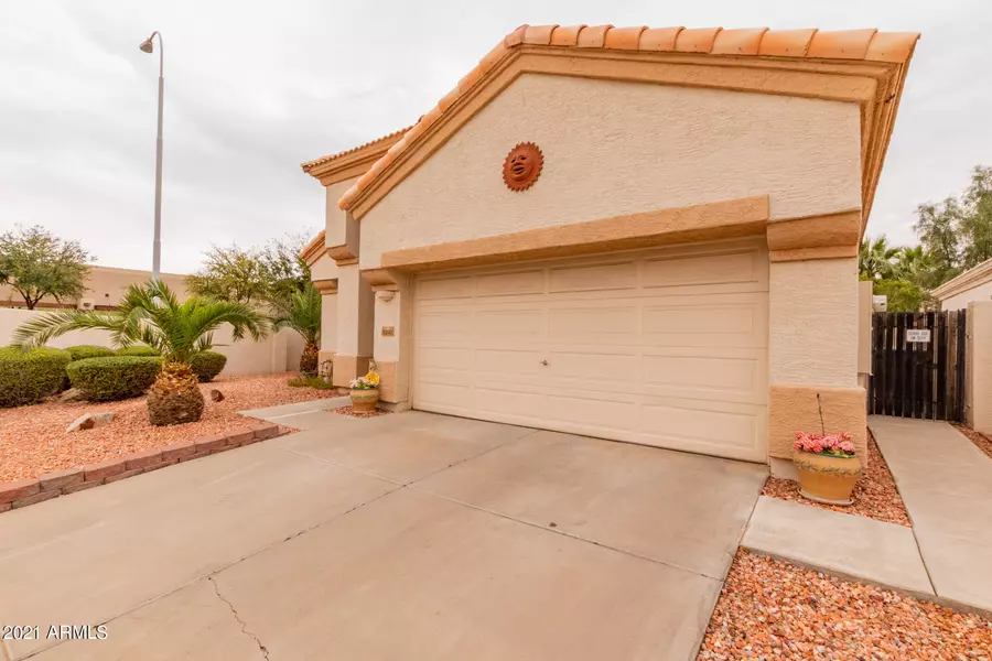 3241 W ROSS Drive, Chandler, AZ 85226