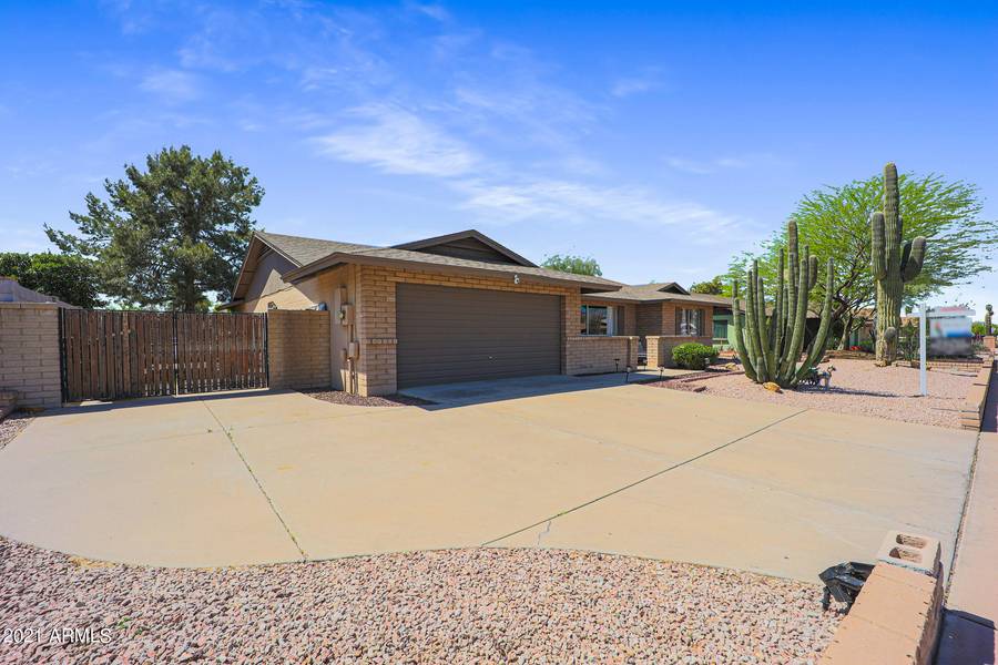 5205 W DESERT COVE Avenue, Glendale, AZ 85304