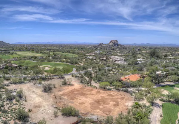Carefree, AZ 85377,1038 Boulder Drive #-