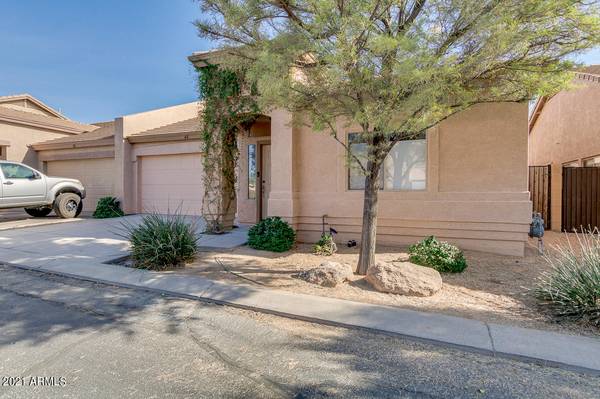 Mesa, AZ 85206,44 S GREENFIELD Road #48