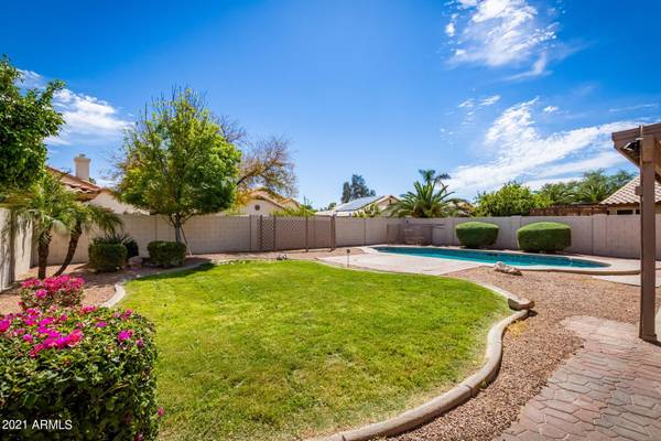 12425 W CAMBRIDGE Avenue, Avondale, AZ 85392