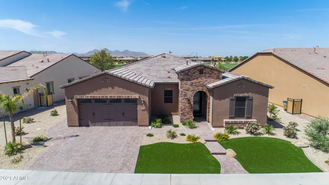 36234 N SECRET GARDEN Path, Queen Creek, AZ 85140