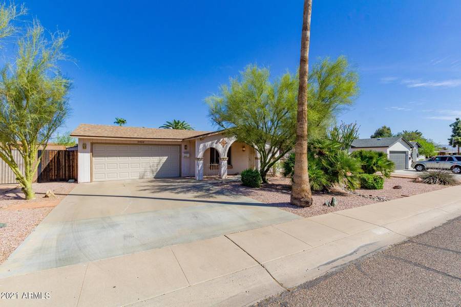 3422 E LUPINE Avenue, Phoenix, AZ 85028