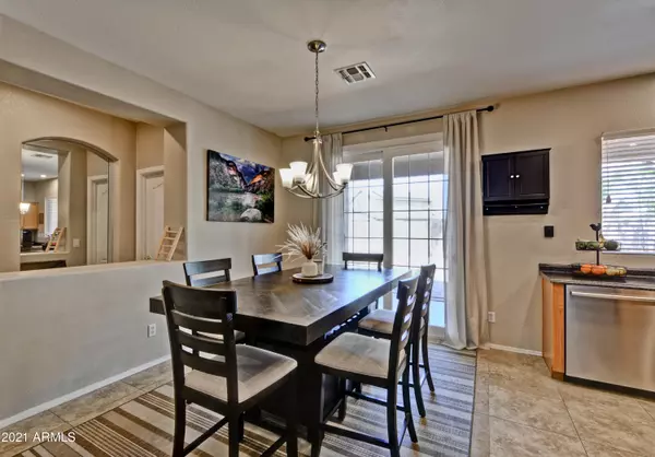 Glendale, AZ 85302,5766 W GOLDEN Lane