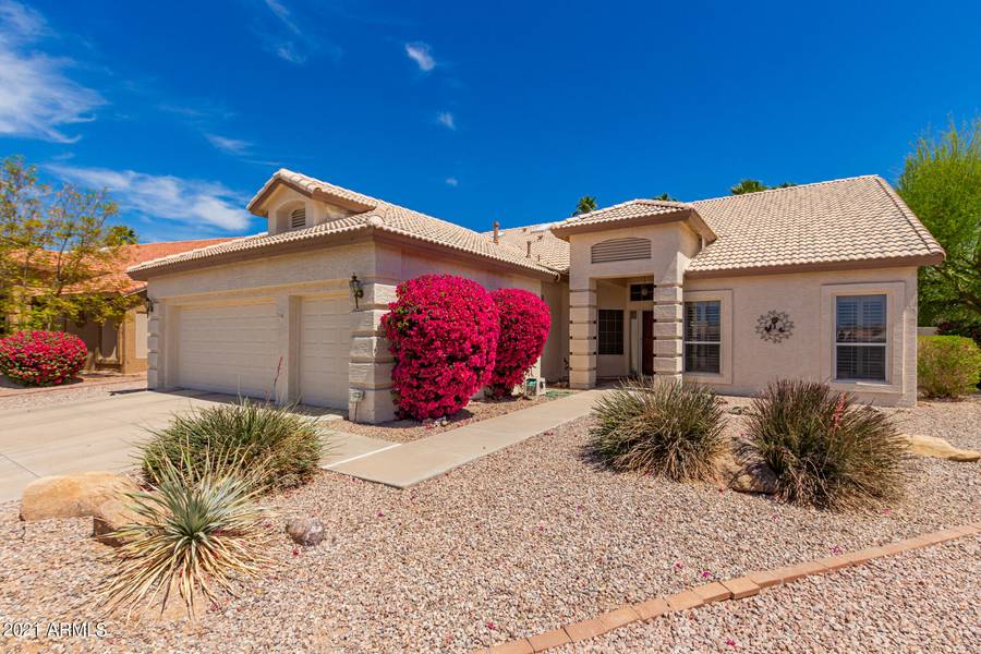 25011 S LAKESTAR Drive, Sun Lakes, AZ 85248