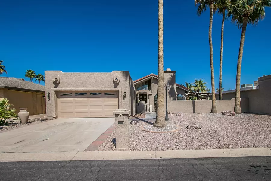 25821 S HOLLYGREEN Drive, Sun Lakes, AZ 85248