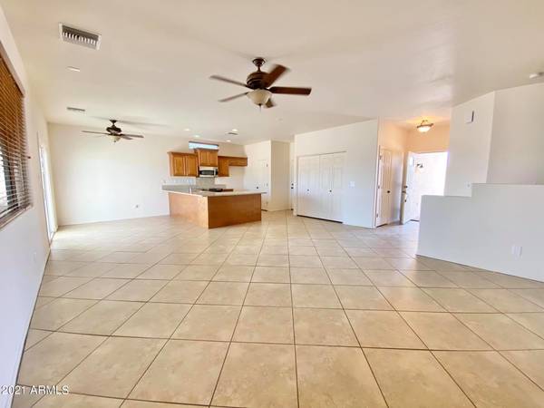 Wittmann, AZ 85361,28025 N 230TH Avenue