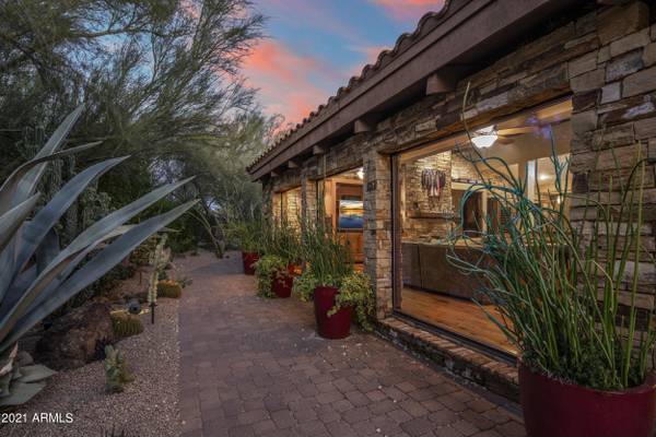 Carefree, AZ 85377,1037 Boulder Drive