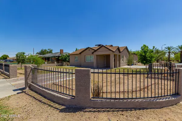 2333 W ORANGE Drive, Phoenix, AZ 85015