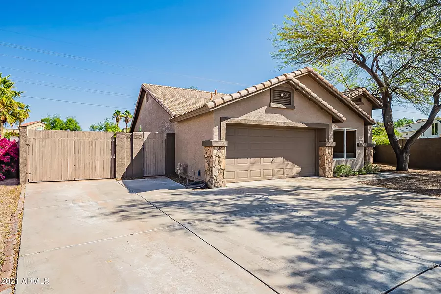 8368 W SHAW BUTTE Drive, Peoria, AZ 85345